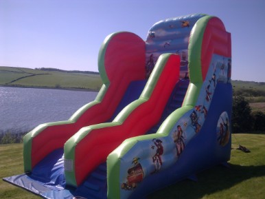 giant garden slide, east renfrewshire, glasgow